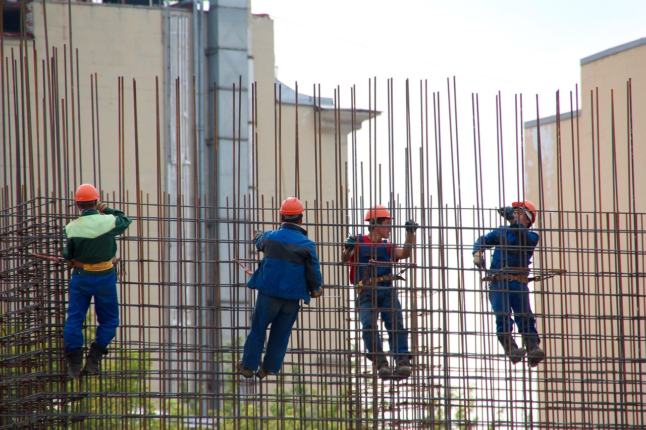 Hoe vind je de beste heren werkbroek en veiligheidsschoenen voor jouw werk